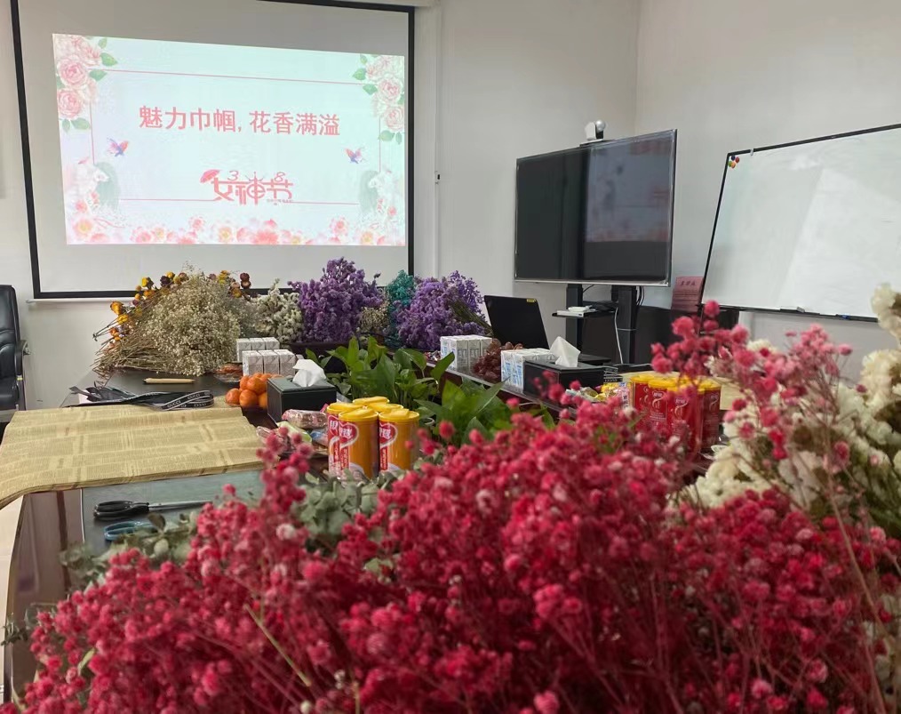 开云手机入口官网_开云online(中国),宏明日望,株洲电子科技,湖南电容器,株洲电容器,电容器